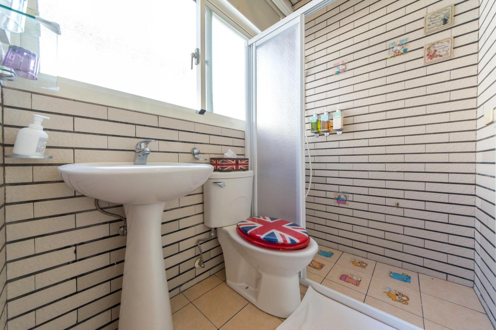 British Country Inn B&B La Đông Ngoại thất bức ảnh